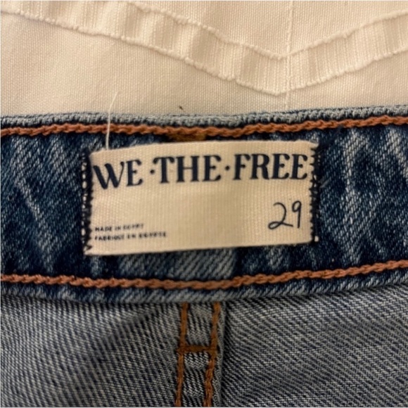 We The Free High Rise Blue Jeans Versatile Fit - Picture 7 of 9